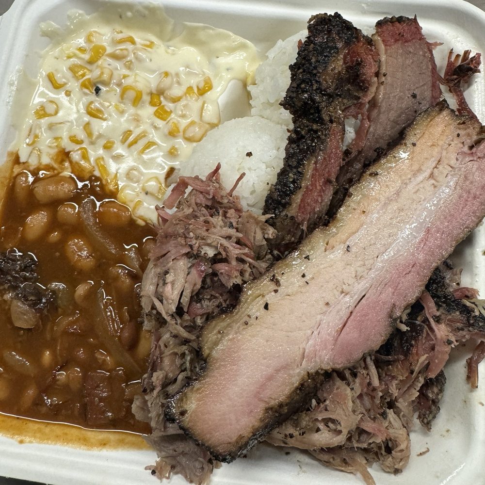 Sunset Texas Barbecue - Brisket, shredded pork, beans, creamed corn - Barbeque Near Me - Honolulu, Hawaii Sunset Texas Barbecue - Brisket, shredded pork, beans, creamed corn - Barbeque Near Me - Honolulu, Hawaii