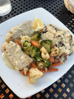 Brianno's Chart House Restaurant & Events Center by null