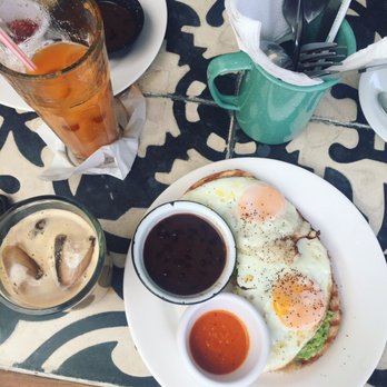 Que Huevos - Eggs on Toast - Breakfast & Brunch Near Me - Playa del Carmen, ROO Que Huevos - Eggs on Toast - Breakfast & Brunch Near Me - Playa del Carmen, ROO