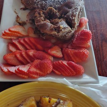 The Grain Cafe - French toast - Vegan Near Me - Long Beach, California The Grain Cafe - French toast - Vegan Near Me - Long Beach, California