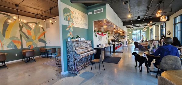 Common Grounds Brew & Roastery by null