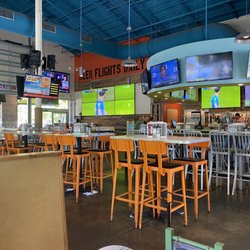 Island Wing Company Grill & Bar - Tallahassee