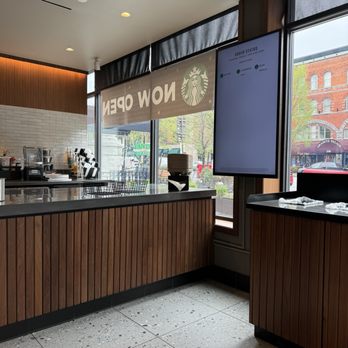 Starbucks - Coffee & Tea Near Me - Saratoga Springs, New York Starbucks - Coffee & Tea Near Me - Saratoga Springs, New York