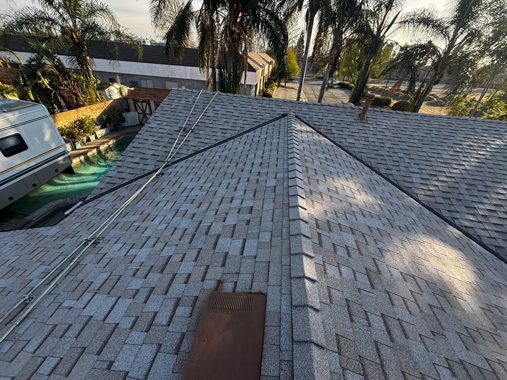 Slide of Atom Builders