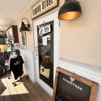 Tipsy Rooster Liquor Store and Bar - outside - Bars Near Me - Key West, Florida Tipsy Rooster Liquor Store and Bar - outside - Bars Near Me - Key West, Florida