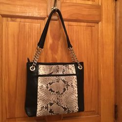 Tina’s Sewing and Upholstery - Handbags made to order