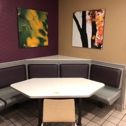 McDonald's - Table arrangements! More decor!