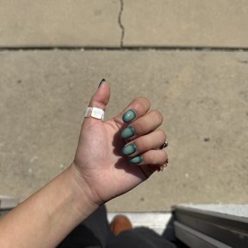 Olive Nails Spa - Nail Salons Near Me - Grover Beach, California