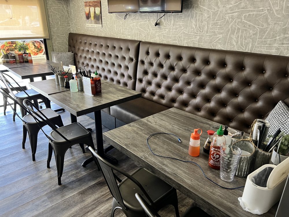 ADVANCED UPHOLSTERY Updated October 2024 21 Photos 12405 Slauson