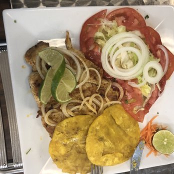 Futuro Supermarket - Bistec de pollo con tostones- delicioso - Grocery Near Me - Miami, Florida Futuro Supermarket - Bistec de pollo con tostones- delicioso - Grocery Near Me - Miami, Florida