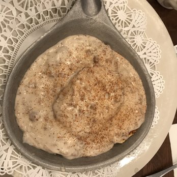 Pomegranate Restaurant - Biscuit and gravy skillet - American Near Me - Aurora, Illinois
