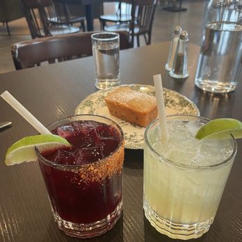 Mae Dunne Kitchen & Goods - Drinks and complimentary bread - Breakfast & Brunch Near Me - San Antonio, Texas Mae Dunne Kitchen & Goods - Drinks and complimentary bread - Breakfast & Brunch Near Me - San Antonio, Texas