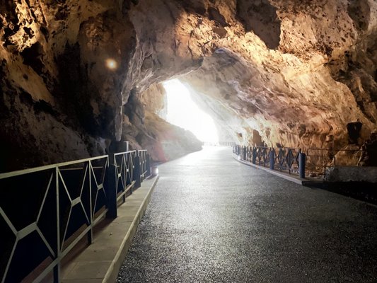 Grotte di S. Giovanni by null