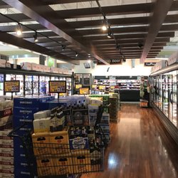 Harris Teeter - Beer aisle