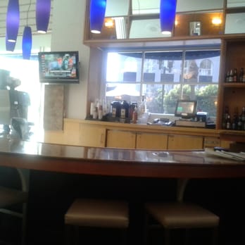 Cru Bistro - American Near Me - San Diego, California