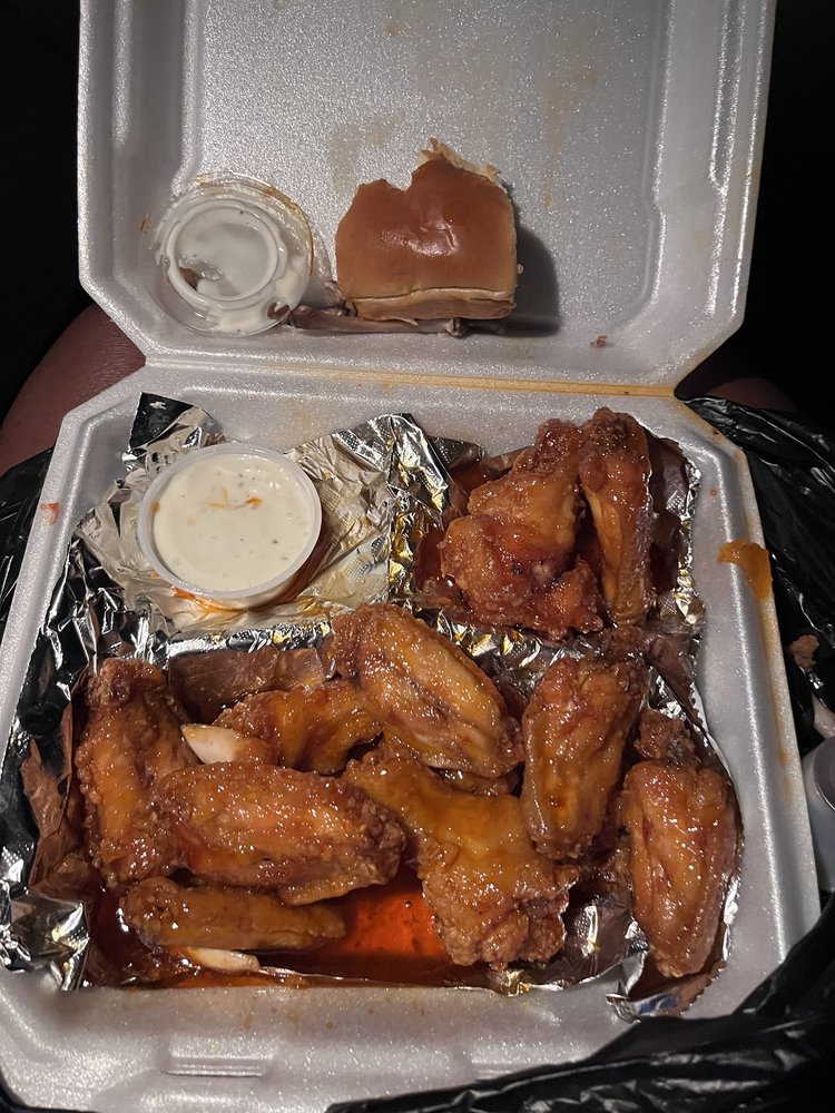 Food from Bethune Grill