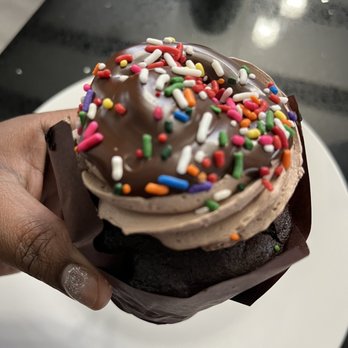 Sweet Mia's - Chocolate mousse - Desserts Near Me - Plantsville, Connecticut Sweet Mia's - Chocolate mousse - Desserts Near Me - Plantsville, Connecticut