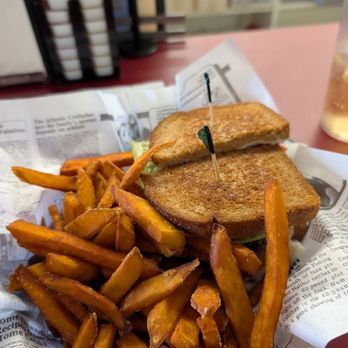 Larry's Px - Patty Melt with Sweet Potato Fries - Breakfast & Brunch Near Me - West Chatham, Massachusetts