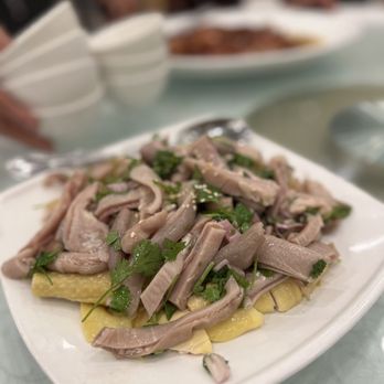 The Kitchen - Pork stomach, empress chicken - Dim Sum Near Me - Millbrae, California