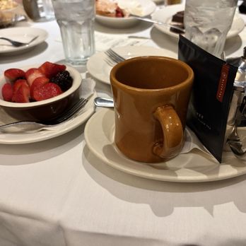 Wildfire - Tea Service and Fresh Fruit for Dessert - American Near Me - Glenview, Illinois