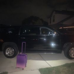 Austin Prestige Limo - Suv service