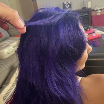 Salon Voss Fredericksburg - Breakage - Hair Salons Near Me - Fredericksburg, Virginia Salon Voss Fredericksburg - Breakage - Hair Salons Near Me - Fredericksburg, Virginia