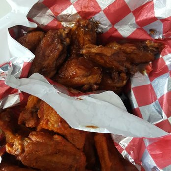 Wings Gone Wild - Bigger wings I see!!! - New American Near Me - Albuquerque, New Mexico
