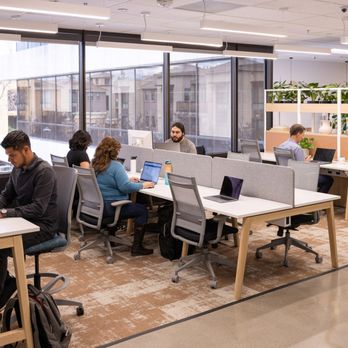 Pacific Workplaces - Flex Desk Area, Perfect for Independent Work - Shared Office Spaces Near Me - Cupertino, California Pacific Workplaces - Flex Desk Area, Perfect for Independent Work - Shared Office Spaces Near Me - Cupertino, California