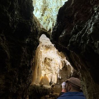 Crystal Lake Cave - Cave - Tours Near Me - Dubuque, Iowa Crystal Lake Cave - Cave - Tours Near Me - Dubuque, Iowa