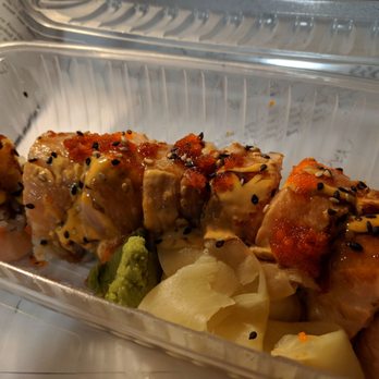 Mount Everest Sushi - Pittsburgh Roll - Asian Fusion Near Me - Pittsburgh, Pennsylvania