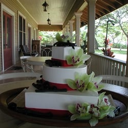 Cravings Bakery