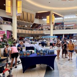 Farmers Market - Windward Mall