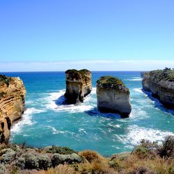 Great Ocean Road Tours - The collapsed Island Archway at Loch Ard Gorge