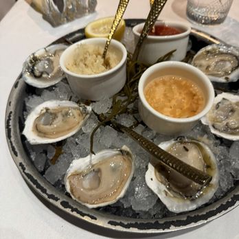 B-Prime Steakhouse - Half dozen oysters - Steakhouses Near Me - Atlantic City, New Jersey B-Prime Steakhouse - Half dozen oysters - Steakhouses Near Me - Atlantic City, New Jersey