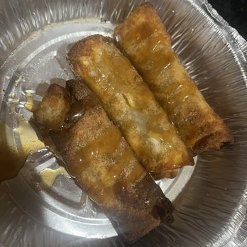 Papa Leone's Pizzeria - Apple pie rolls - Pizza Near Me - Sevierville, Tennessee Papa Leone's Pizzeria - Apple pie rolls - Pizza Near Me - Sevierville, Tennessee
