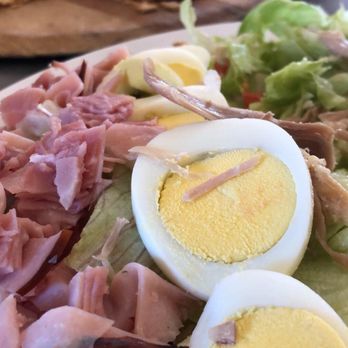 Lakeside Pub and Grill - Chef Salad - Pubs Near Me - Cudahy, Wisconsin Lakeside Pub and Grill - Chef Salad - Pubs Near Me - Cudahy, Wisconsin