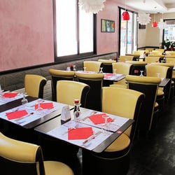Plessis Sushi
