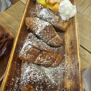 Aloha Kitchen - French toast - Breakfast & Brunch Near Me - Honolulu, Hawaii