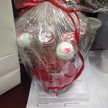 Willow and Olivia Creations - Cake pops!! - Desserts Near Me - West Orange, New Jersey Willow and Olivia Creations - Cake pops!! - Desserts Near Me - West Orange, New Jersey