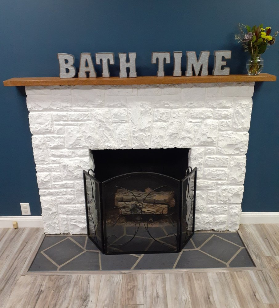 IT’S BATH TIME Updated August 2024 1535 Maple Ave, Zanesville, Ohio