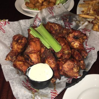 Glory Days Grill - Dry rub wings - Sports Bars Near Me - Brandon, Florida Glory Days Grill - Dry rub wings - Sports Bars Near Me - Brandon, Florida