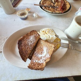Martha's Diner - a plate of breakfast food - Diners Near Me - Coventry, Vermont