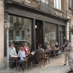 Cheese and Wine Café