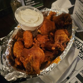 Sorrentino's - Medium wings - Pizza Near Me - Williamsville, New York Sorrentino's - Medium wings - Pizza Near Me - Williamsville, New York