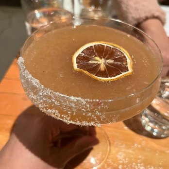 Flores Corte Madera - Tamarindo mezcal - Mexican Near Me - Corte Madera, California