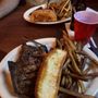 Lula's Tavern
