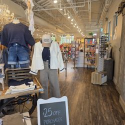 Mainstream Boutique