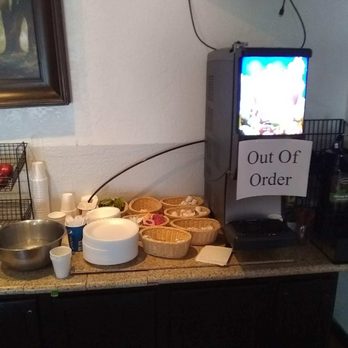 Ramada by Wyndham Kingman - Note: The juice machine is out of order. There is no cereal, no oranges, no bananas, no waffles. - Hotels Near Me - Kingman, Arizona Ramada by Wyndham Kingman - Note: The juice machine is out of order. There is no cereal, no oranges, no bananas, no waffles. - Hotels Near Me - Kingman, Arizona
