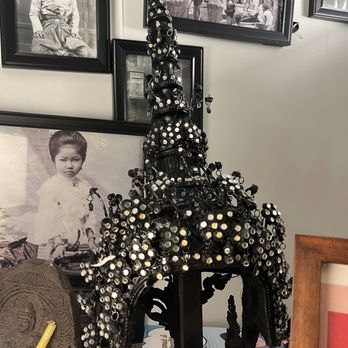 May Kaidee - Thai dancing headpiece - Thai Near Me - New York, New York