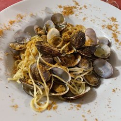 Lobina's - Spaghetti vongole e bottarga